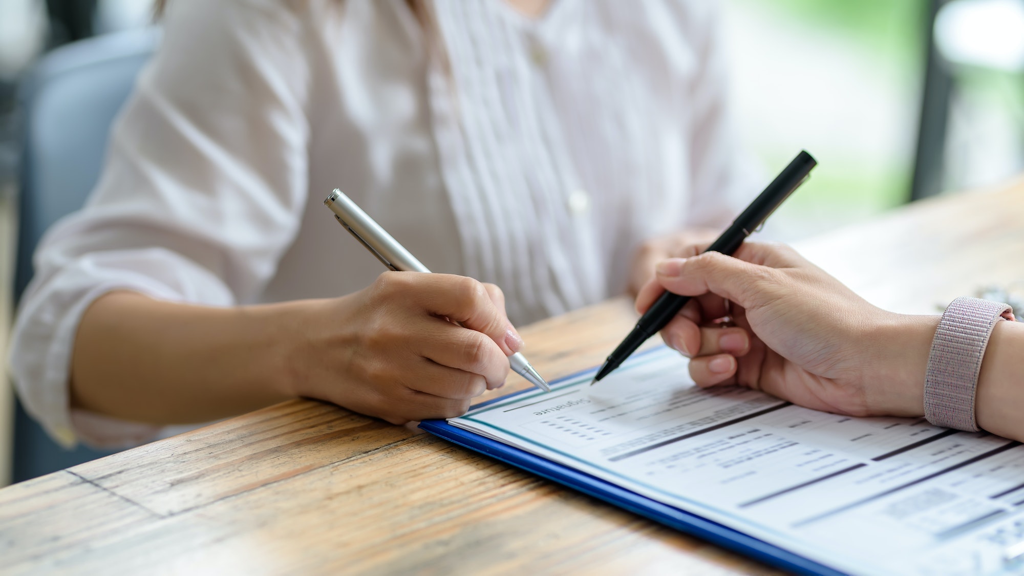 Read more about the article Top tips for saving for a deposit